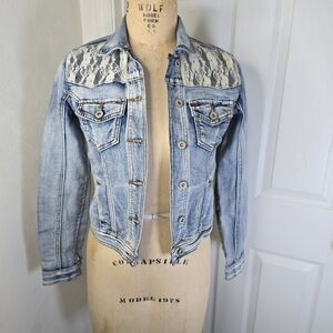 Zanadi Denim Lace Accent Women's Button Front Jacket XS‎ or L Youth